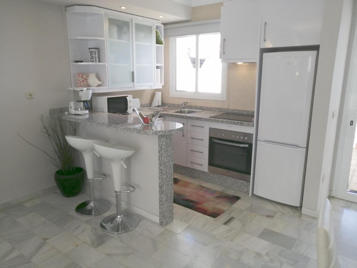 Casa Romero - Beautiful Villa, Corner By Pools,resort Facilities, Full Kitchen, 3 Terraces, Internet Villa Marbellac